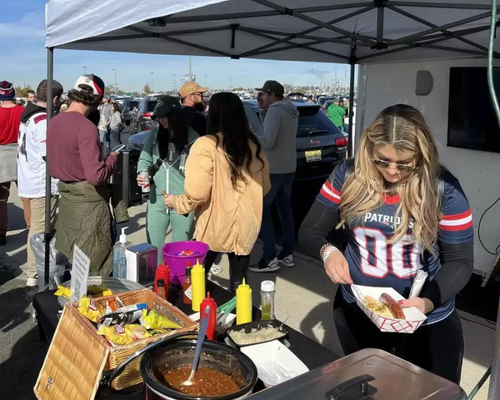 New England Patriots Tailgate at MetLife Stadium - Can You Bring Food Into Metlife Stadium