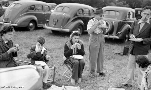 The Evolution of Tailgating