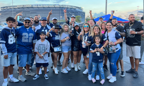 MetLife Stadium Tailgates Open with Cowboys and Bills Fans