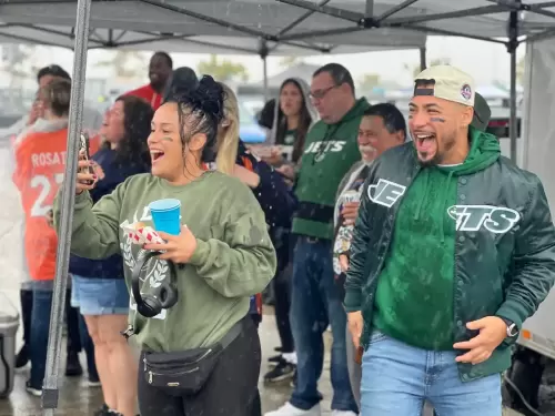 Denver Broncos MetLife Stadium Tailgate 9