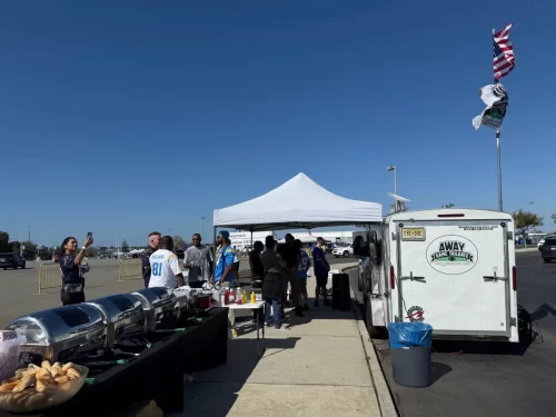 Los Angeles Chargers MetLife Stadium Tailgate 9