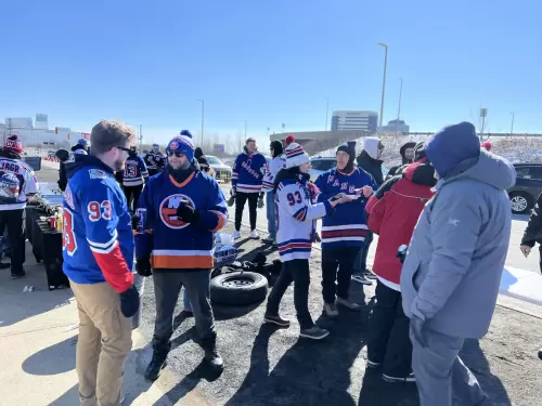 NY Rangers NY Islanders Metlife Stadium Tailgate